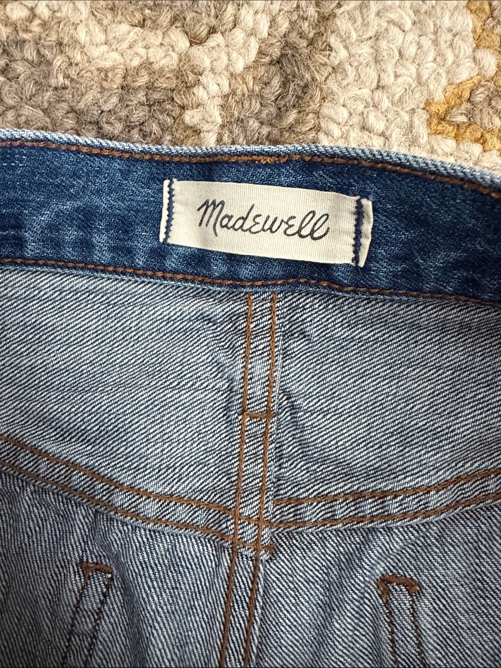 Madewell Stovepipe Straight-Leg Jeans in Medium Blue Wash - Picture 2 of 7